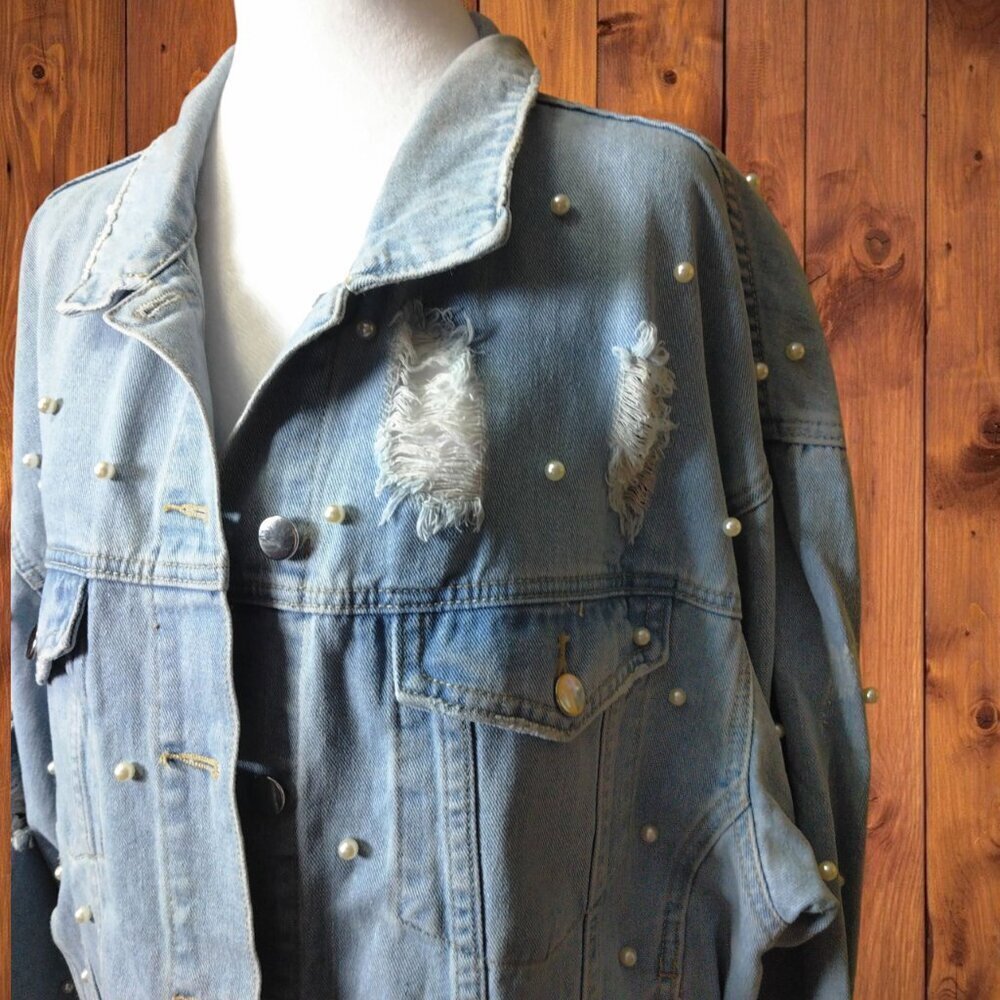 Fashion Nova Size 1X Distressed Beaded Blue Denim Jacket Grunge City Casual - Picture 3 of 8